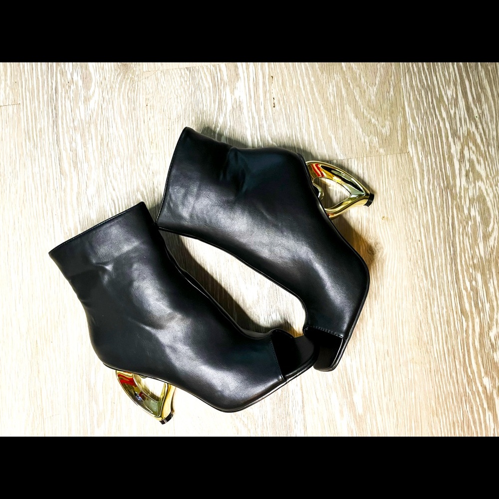 Women’s High Boot